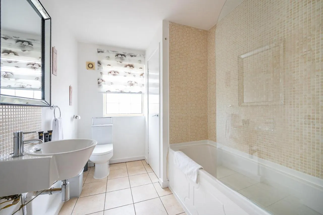 *Rc27R* For Your Relaxed & Cosy Stay + Parking Leeds  Leeds (West Yorkshire)