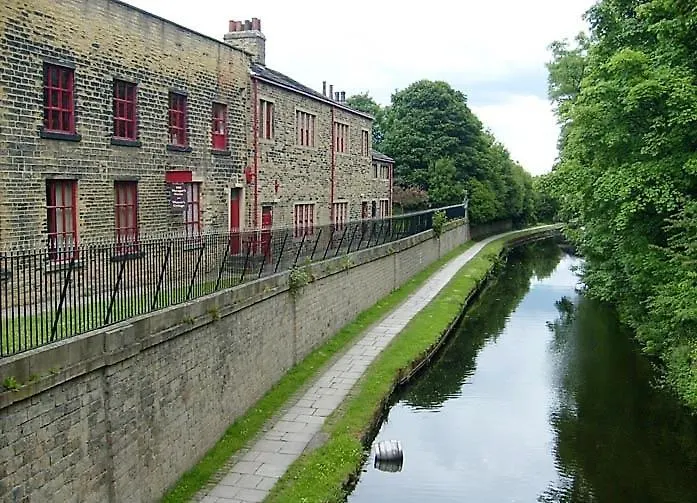 *Rc27R* For Your Relaxed & Cosy Stay + Parking Leeds